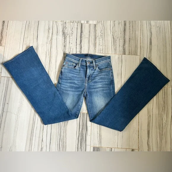 7 For All Mankind Dojo Tailorless Bootcut Flare Jean w/ Embroidered Back Pockets - Picture 7 of 16